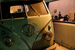 10年目の車検費用｜10年以上たつと1年車検？税金は上がるの？