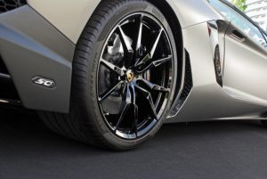 車検とタイヤ交換｜車検に通らないタイヤって？交換費用はいくら？